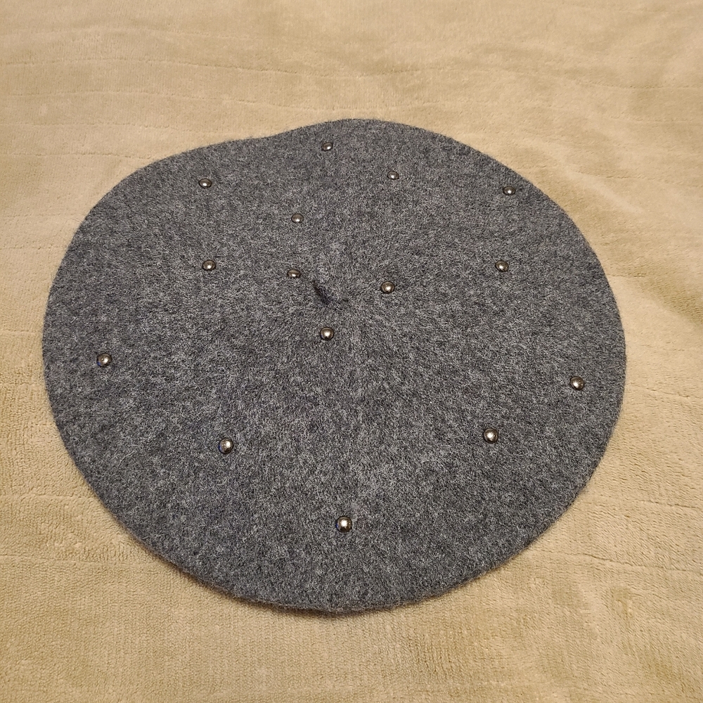 Charlotte Russe Beret Hat